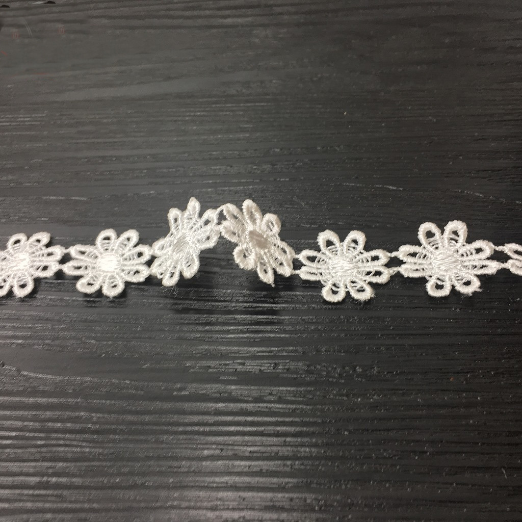 Cute Hollow Flowers Garment La - Lace Ribbon Trim 评论和价格