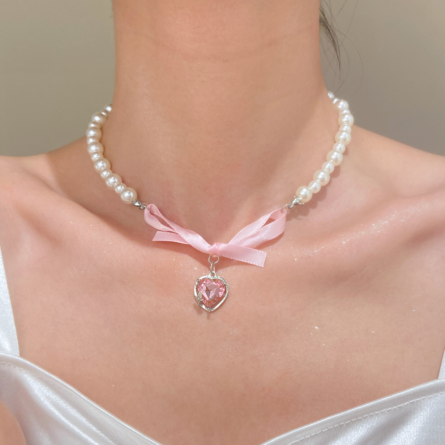 French Romantic Pink Bowknot H - Pearl Trim Chain 评论和价格